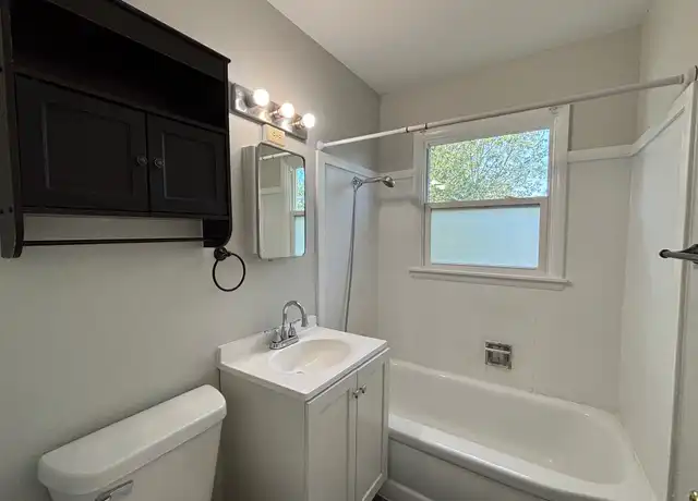 Property at 1715 4th Ave W Unit 3, Williston, ND, 58801, 2 beds, 1 bath, [object Object]