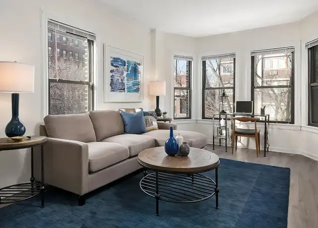 Property at 515 W Briar Pl, Chicago, IL, 60657, 1 bed, 1 bath, [object Object]