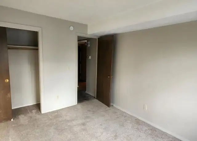 Property at 7810 Blondo St Unit 206, Omaha, NE, 68134, 1 bed, 1 bath, [object Object]