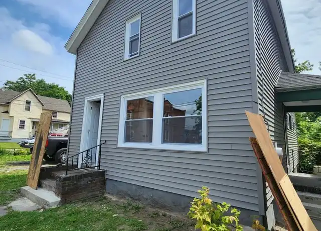 Property at 76 Carter St, Rochester, NY, 14621, 5 beds, 1.5 baths, [object Object]
