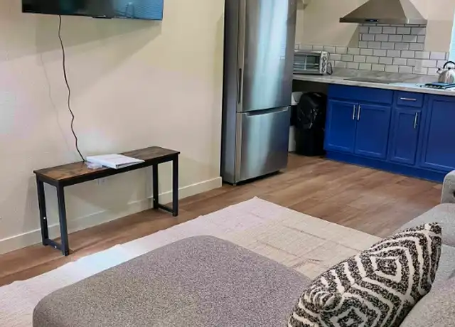 Property at 21825 Valerio St Unit A, Canoga Park, CA, 91303, 1 bed, 1 bath, [object Object]