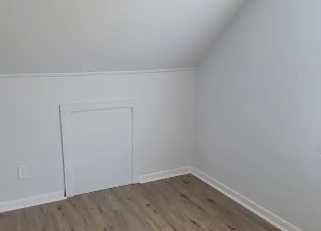 Property at 16 W Linden Ave, Lindenwold, NJ, 08021, 4 beds, 1 bath, [object Object]