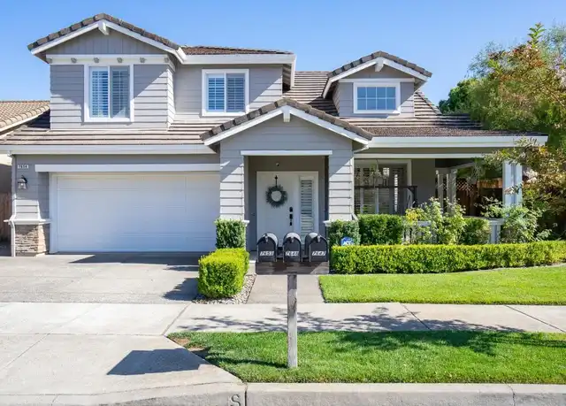Property at 7654 12th Hole Dr, Windsor, CA, 95492, 3 beds, 2.5 baths, [object Object]