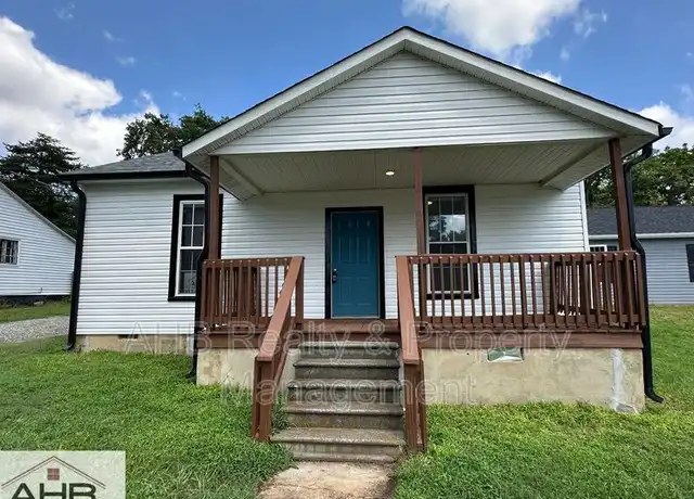 Property at 313 W Market St, Graham, NC, 27253, 3 beds, 2 baths, [object Object]