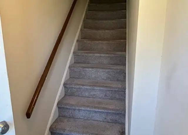 Property at 133 Byberry Rd Unit A2, Hatboro, PA, 19040, 2 beds, 1 bath, [object Object]