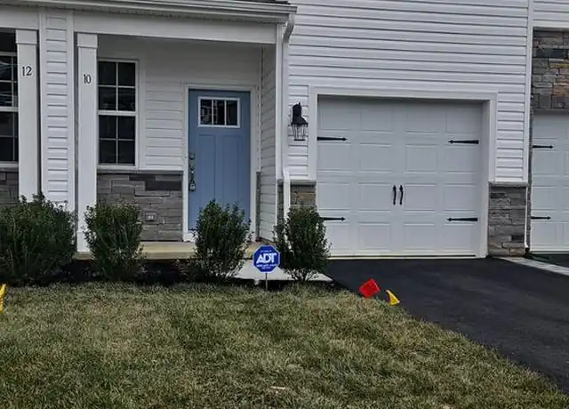 Property at 10 Reagan Ln, Willingboro, NJ, 08046, 3 beds, 2 baths, [object Object]