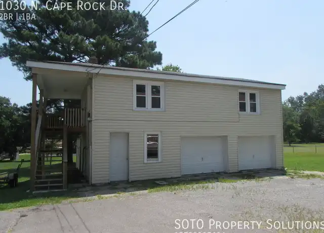 Property at 1030 N Cape Rock Dr, Cape Girardeau, MO, 63701, 2 beds, 1 bath, [object Object]