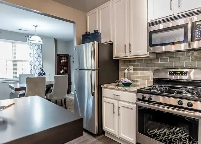 Property at Versailles Apartments - 111 Versailles Cir, Towson, MD, 21204, 1-2 bed, 1-2 bath, [object Object]