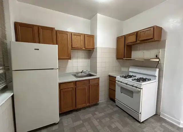Property at 4751 N Kenneth Ave Unit 3, Chicago, IL, 60630, 1 bed, 1 bath, [object Object]