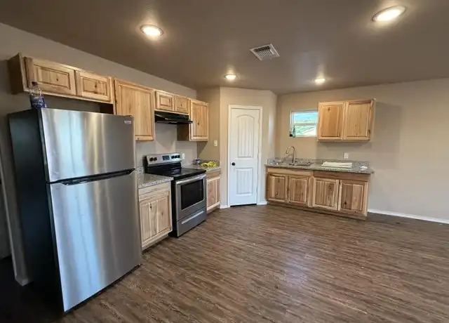 Property at 3423 E 3rd Pl, Lubbock, TX, 79403, 3 beds, 2 baths, [object Object]