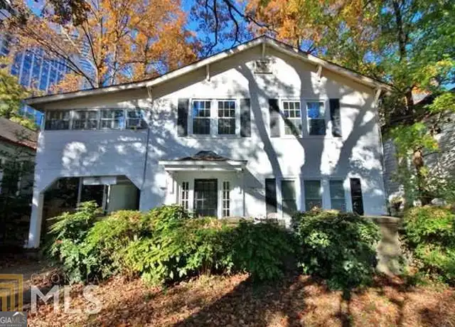 Property at 32 Highland Dr NE Unit B, Atlanta, GA, 30305, 1 bed, 1 bath, [object Object]