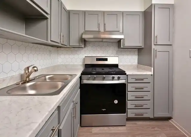Property at Chateau - 201 N Carolina Highway 54 W, Carrboro, NC, 27510, 1 bed, 1 bath, [object Object]