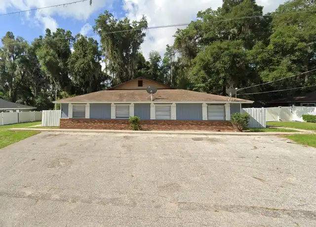 Property at 1870 SE 40th Street Rd Unit C, Ocala, FL, 34480, 2 beds, 1 bath, [object Object]