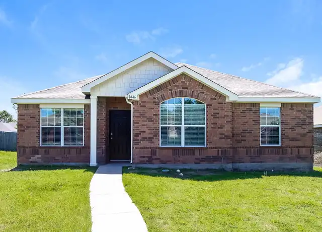 Property at 1846 Shanna Dr, Lancaster, TX, 75134, 4 beds, 2 baths, [object Object]
