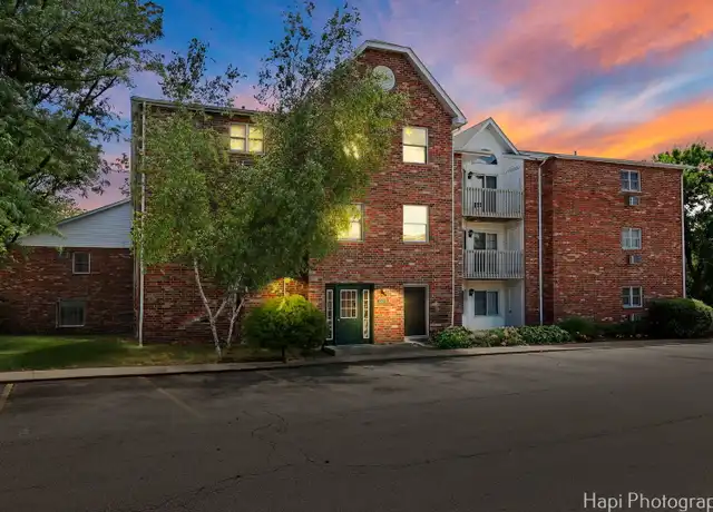 Property at 4301 W Shamrock Ln Unit 3G, McHenry, IL, 60050, 1 bed, 1 bath, [object Object]