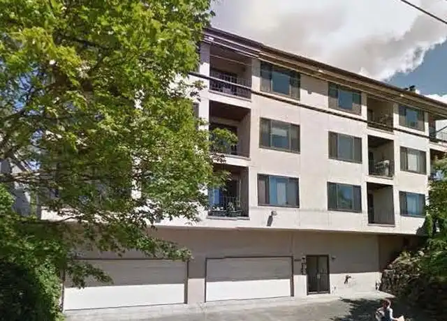 Property at 2220 Eastlake Ave E Unit 302, Seattle, WA, 98102, 1 bed, 1 bath, [object Object]