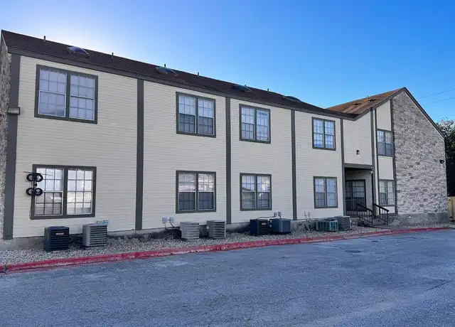 Property at Broadway - 511 Woodward St, Austin, TX, 78704, 1 bed, 1 bath, [object Object]