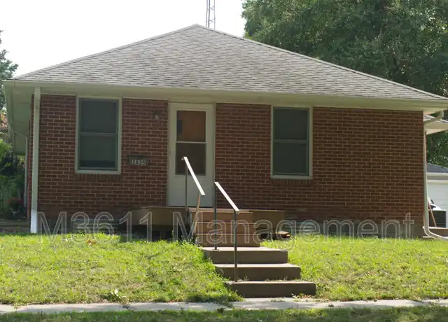 Property at 2835 M St, Lincoln, NE, 68510, 1 bed, 1 bath, [object Object]