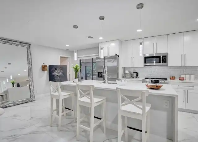 Property at 6396 Country Wood Way, Delray Beach, FL, 33484, 2 beds, 2 baths, [object Object]