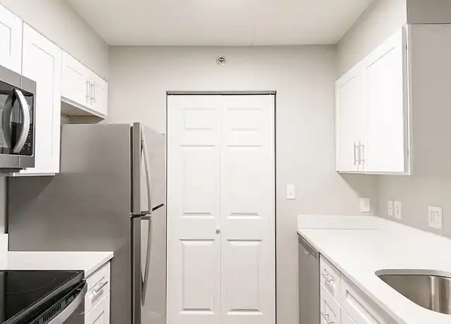 Property at Cloverleaf Apartments - 325 Speen St, Natick, MA, 01760, 1-2 bed, 1-2 bath, [object Object]