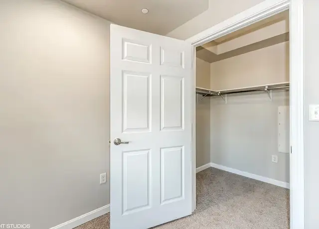 Photo of 325 Speen St, Natick, MA 01760