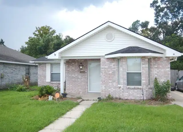 Property at 4020 Regina Coeli Ct, Marrero, LA, 70072, 4 beds, 2 baths, [object Object]