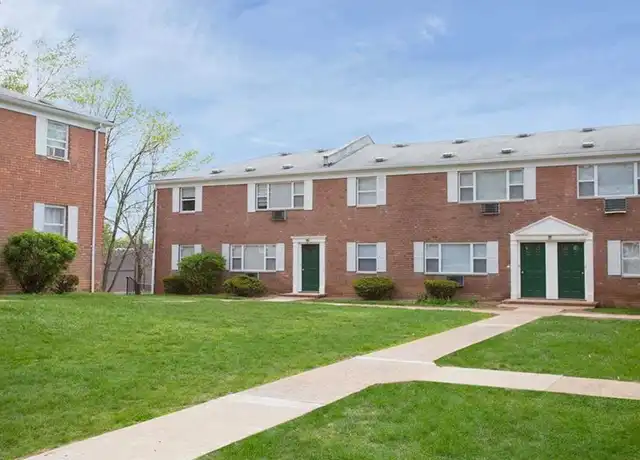 Property at West End Gardens - 450 W End Ave, North Plainfield, NJ, 07060, 1 bed, 1 bath, [object Object]