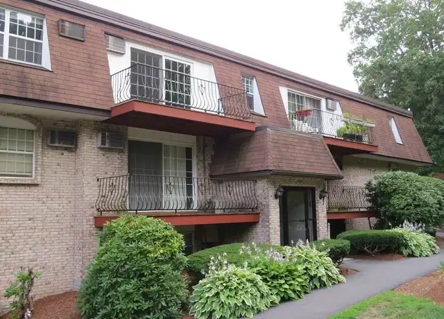 Property at 4 Williamsburg Ct #24, Shrewsbury, MA, 01545, 1 bed, 1 bath, [object Object]