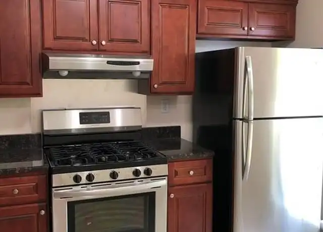 Property at 322 Hampshire Ct, Piscataway, NJ, 08854, 2 beds, 2.5 baths, [object Object]