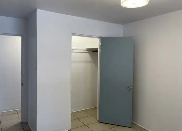 Property at 4640 10th St NW, Albuquerque, NM, 87107, 1 bed, 1 bath, [object Object]
