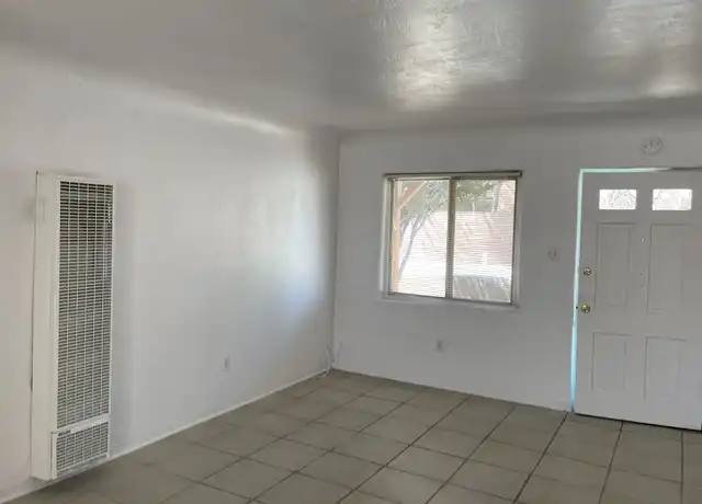 Property at 4640 10th St NW, Albuquerque, NM, 87107, 1 bed, 1 bath, [object Object]