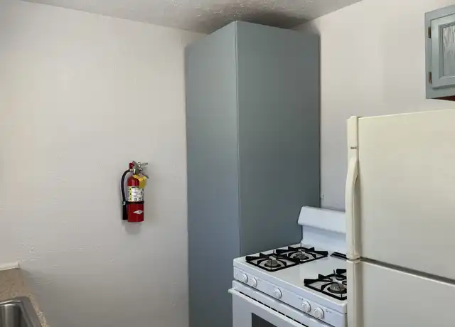 Property at 4640 10th St NW, Albuquerque, NM, 87107, 1 bed, 1 bath, [object Object]