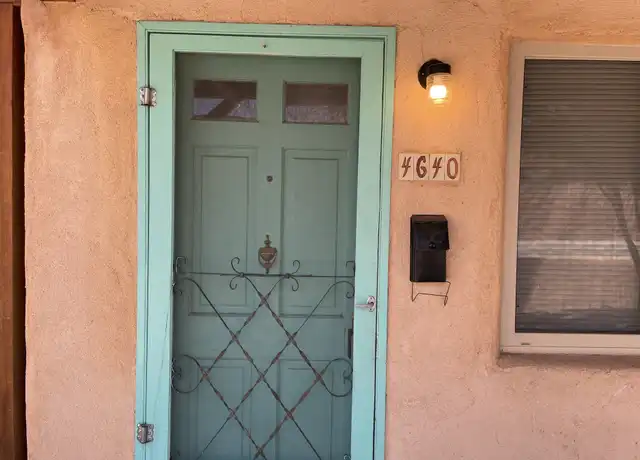 Property at 4640 10th St NW, Albuquerque, NM, 87107, 1 bed, 1 bath, [object Object]