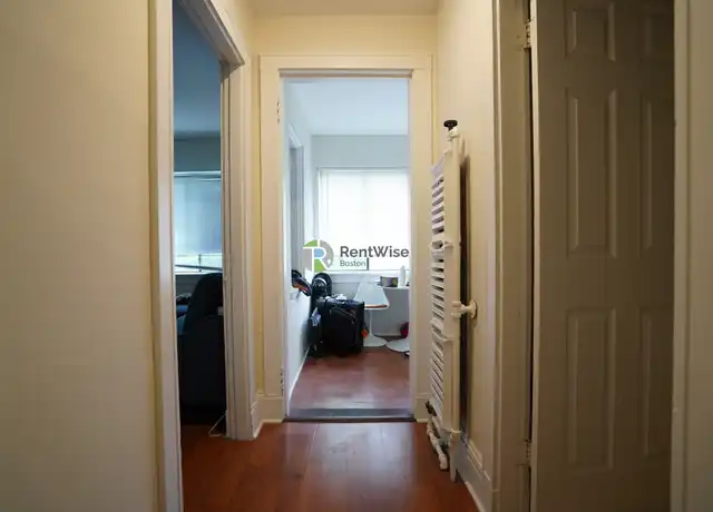 Property at 230 Walnut St Unit 28, Newtonville, MA, 02460, 1 bed, 1 bath, [object Object]