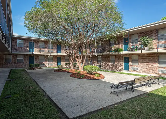 Photo of 3003 River Rd, Baton Rouge, LA 70802