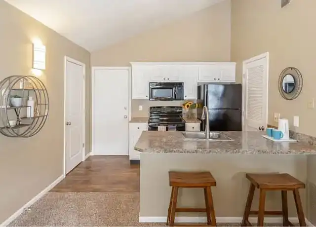 Property at Pinegate West - 6530 Barton Cir, Shawnee, KS, 66203, 1 bed, 1 bath, [object Object]