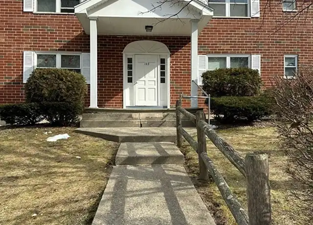 Property at 123 Litchfield Pines Dr Unit B, Leominster, MA, 01453, 1 bed, 1 bath, [object Object]
