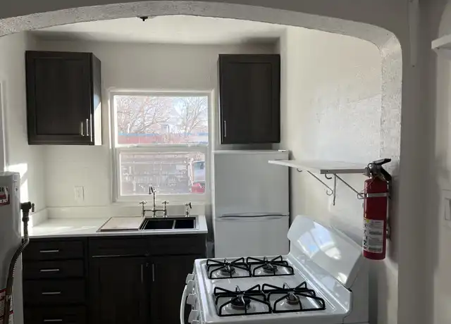 Property at 1123 Gold Ave SW, Albuquerque, NM, 87102, 1 bed, 1 bath, [object Object]