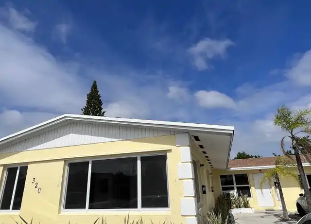 Property at 320 W Blue Heron Blvd Unit 3, West Palm Beach, FL, 33404, 2 beds, 1 bath, [object Object]
