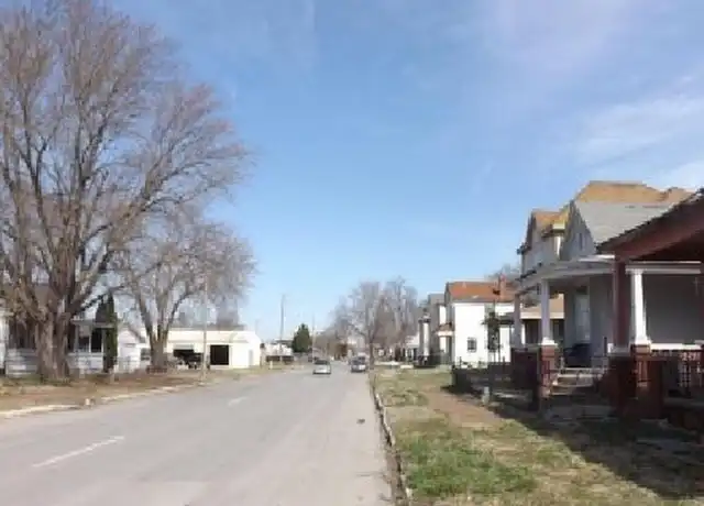 Property at 2221 S 9th St, Saint Joseph, MO, 64503, 2 beds, 2 baths, [object Object]