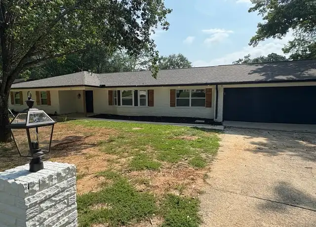 Property at 307 Indian Mound Rd, Clinton, MS, 39056, 5 beds, 3 baths, [object Object]
