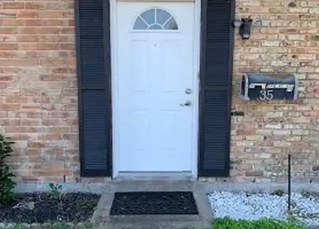 Property at 35 San Jacinto Dr, Galveston, TX, 77550, 2 beds, 2 baths, [object Object]