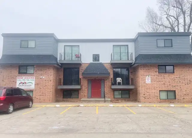 Property at 714 Humboldt St Unit 12, Manhattan, KS, 66502, 2 beds, 1 bath, [object Object]