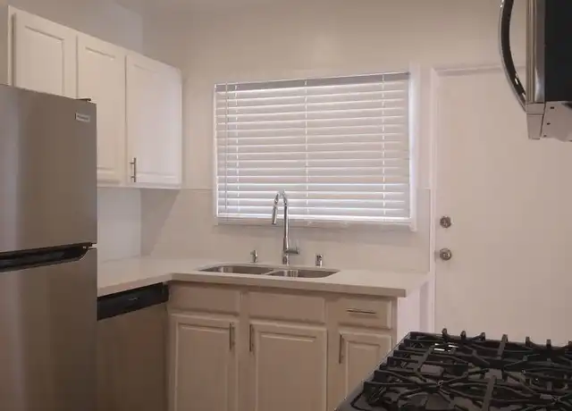 Property at 225 West Vista Chino Unit 3, Palm Springs, CA, 92262, 1 bed, 1 bath, [object Object]