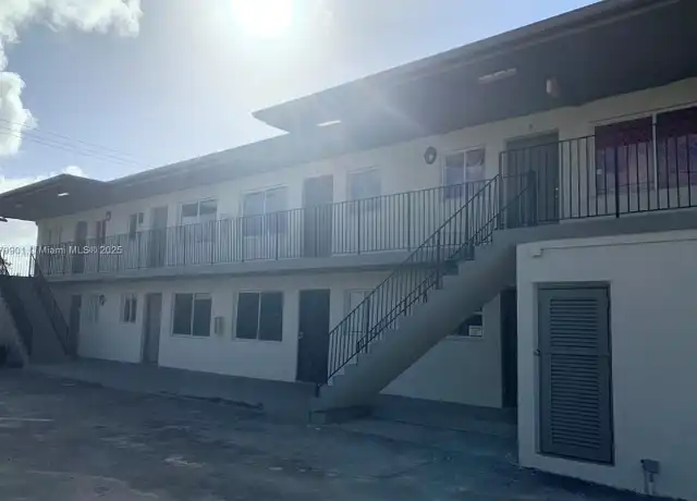 Property at 1241 SW 4th St Unit 4, Homestead, FL, 33030, 1 bed, 1 bath, [object Object]