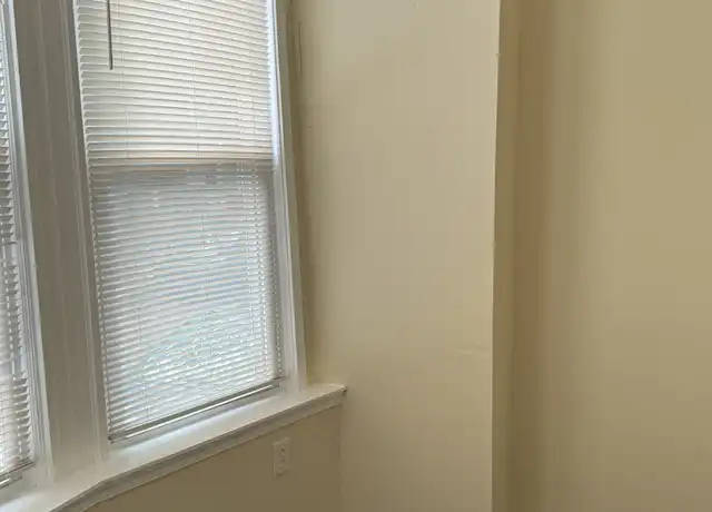 Property at 2110 Green St, Harrisburg, PA, 17110, 2 beds, 1 bath, [object Object]