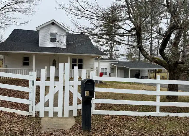 Property at 127 Corinth Rd, Corbin, KY, 40701, 4 beds, 2 baths, [object Object]
