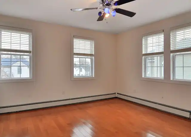 Property at 411 Bayville Ave, Bayville, NY, 11709, 2 beds, 1 bath, [object Object]