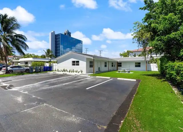 Property at 1531 SE 23rd Ave Unit 2, Pompano Beach, FL, 33062, 2 beds, 1 bath, [object Object]