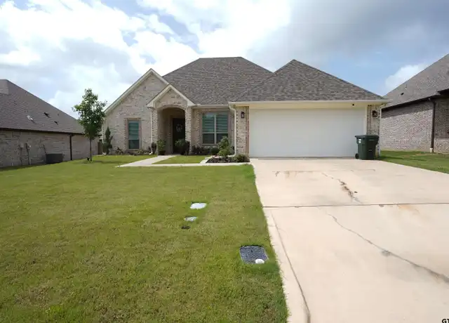 Property at 11777 Jayden Ln, Tyler, TX, 75703, 3 beds, 2 baths, [object Object]